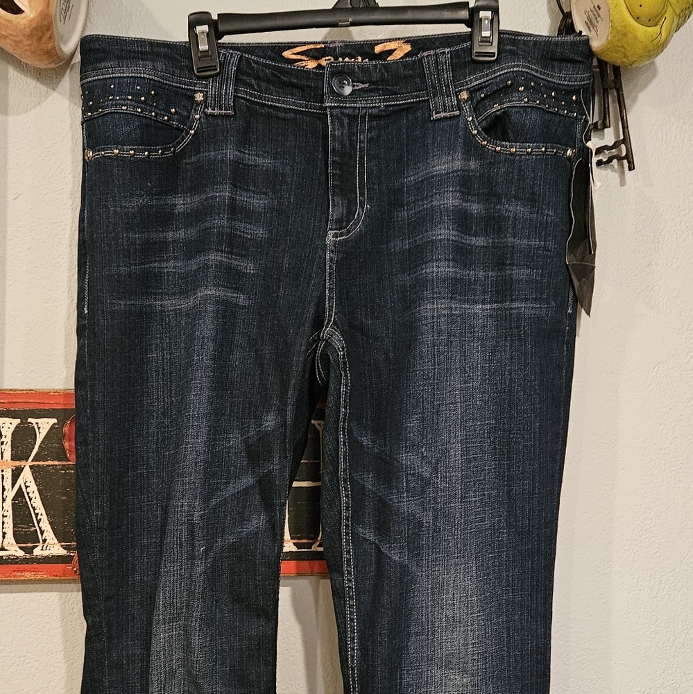 Women's Dark Blue Jeans